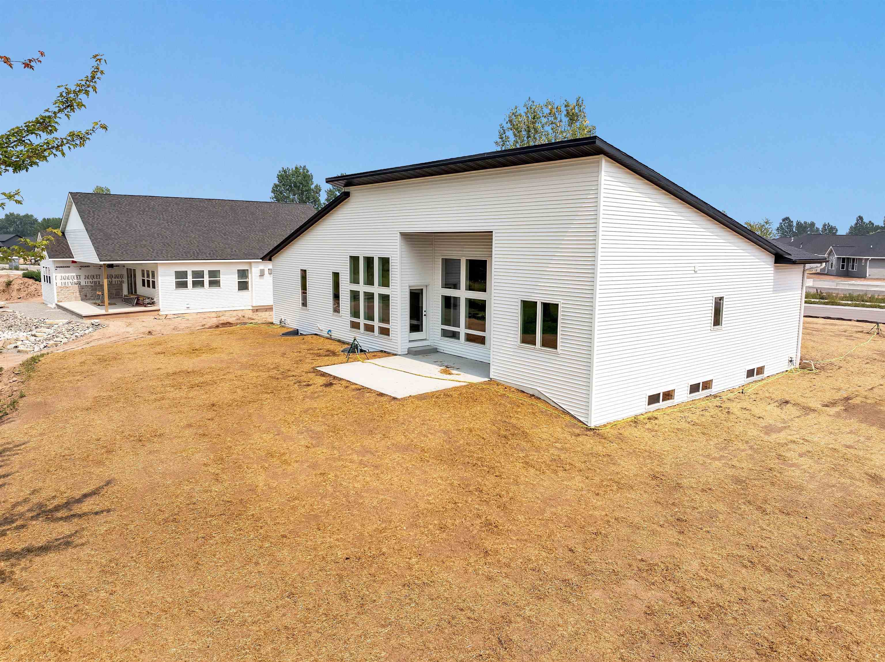 DE PERE, Wisconsin, 54115, United States, 3 Bedrooms Bedrooms, ,3 BathroomsBathrooms,Residential,For Sale,1911999