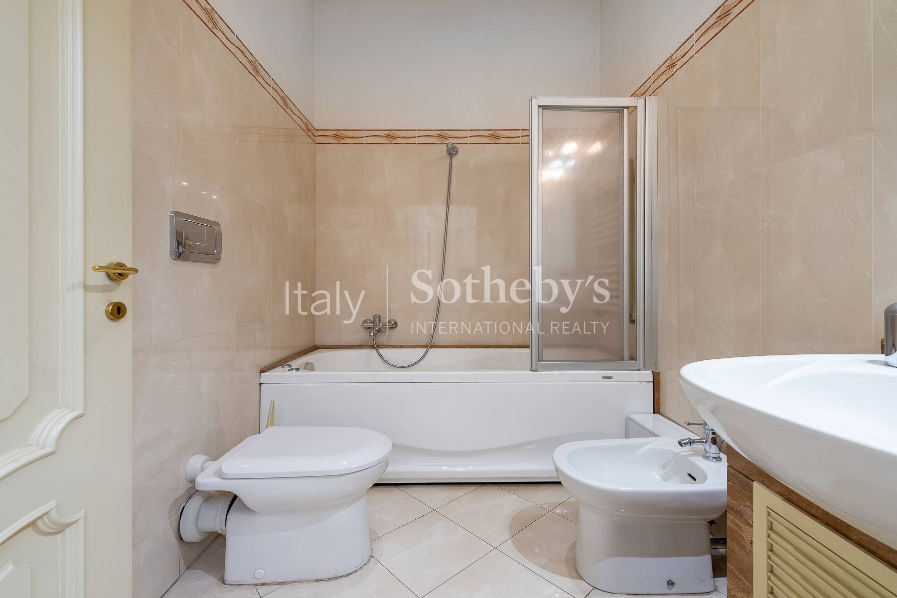  An Exclusive Pied-À-Terre in Rome’s Historic Center - 物件實景