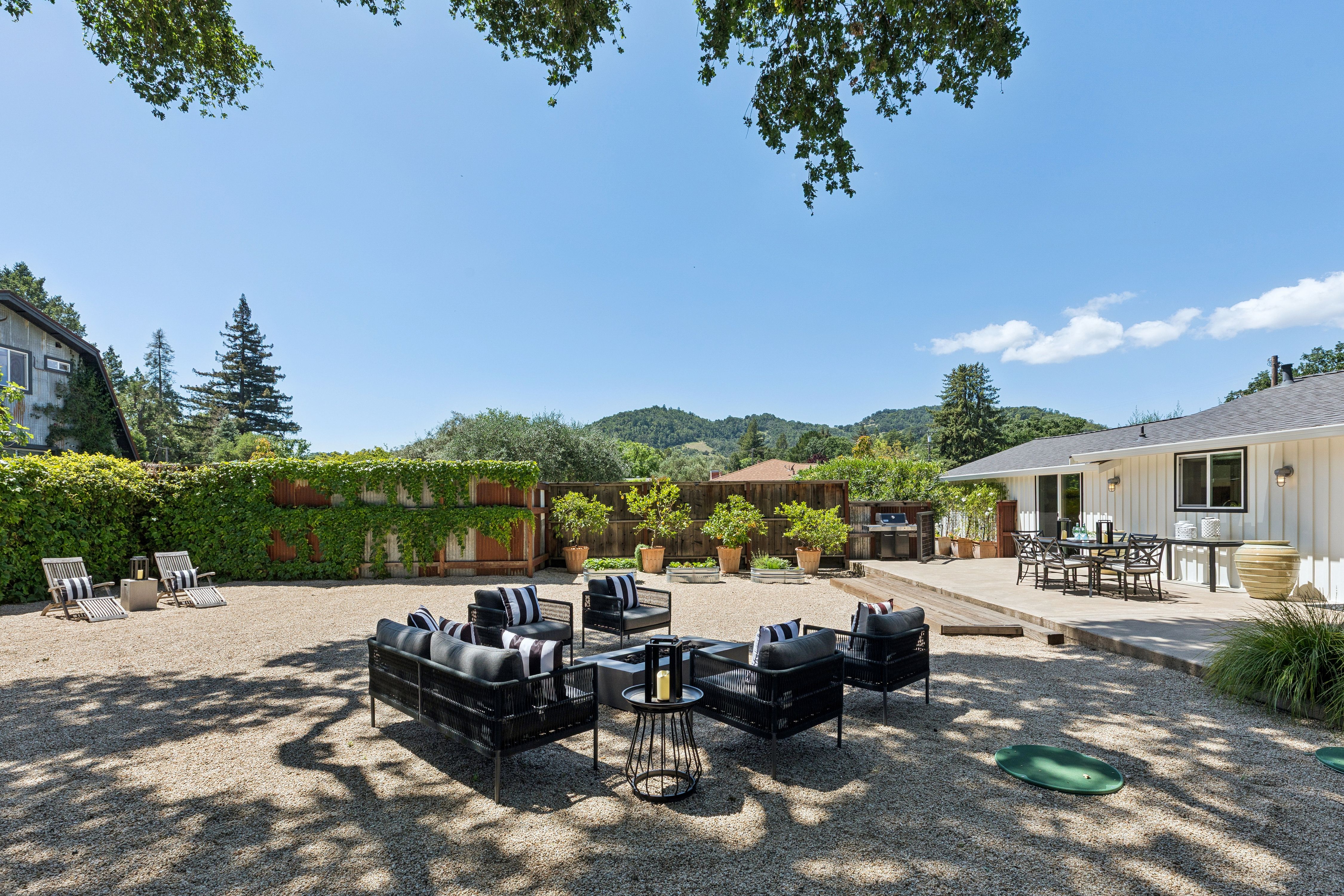  Stunning Resort-Style Compound - 物件實景