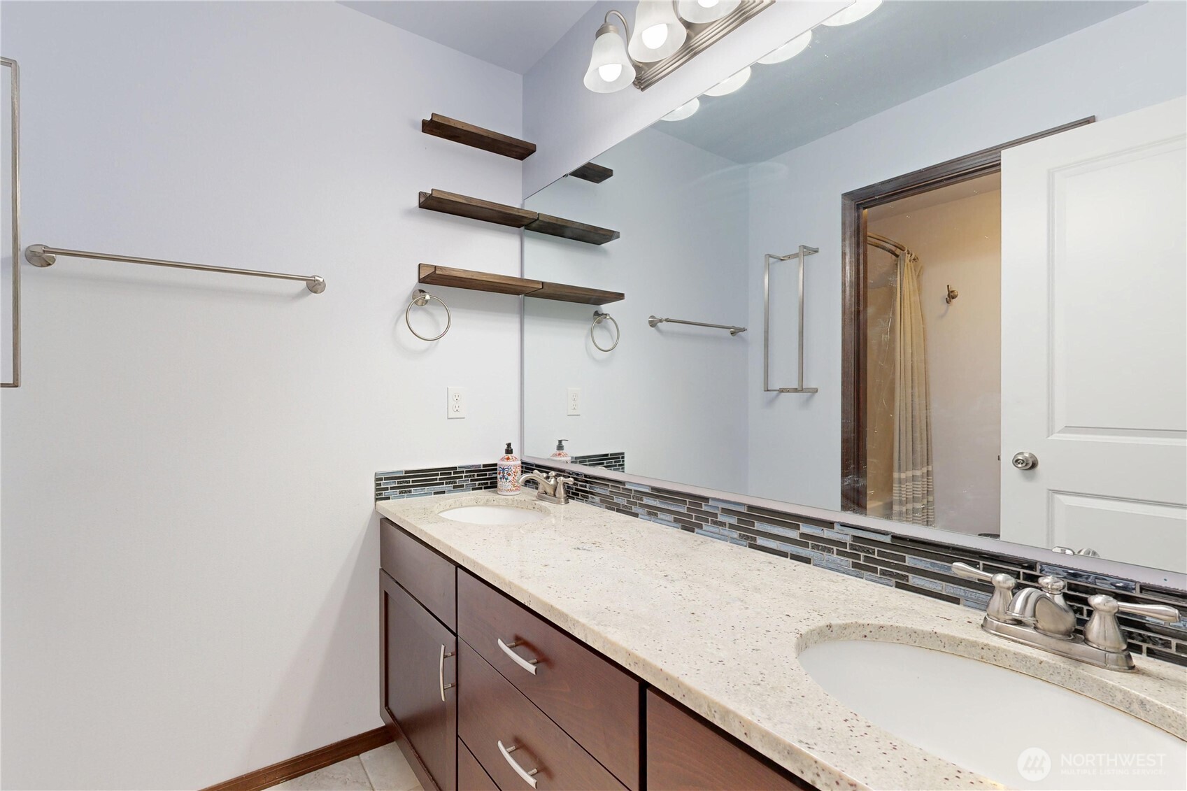 Walla Walla, Washington, 99362, United States, 4 Bedrooms Bedrooms, ,3 BathroomsBathrooms,Residential,For Sale,1995767