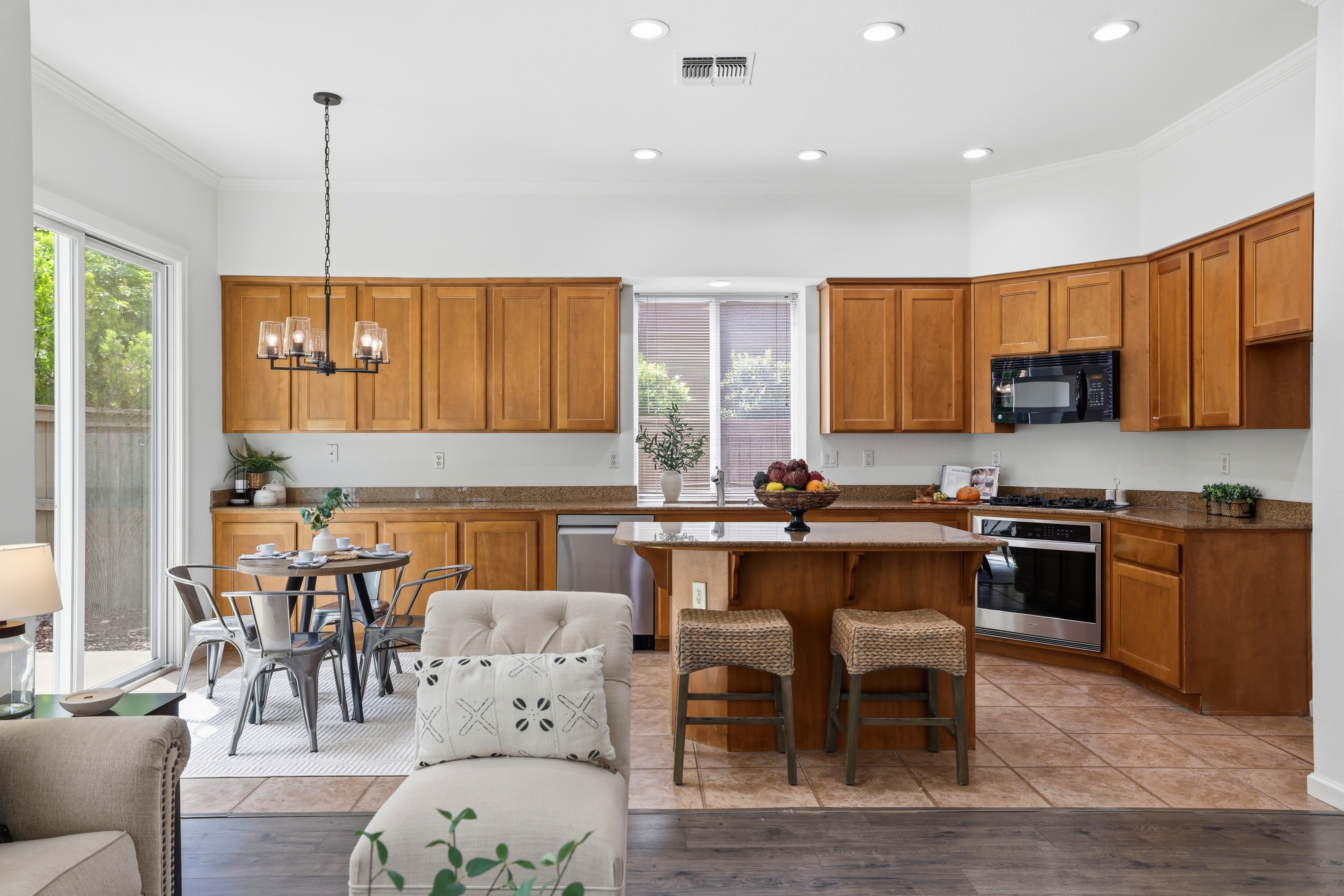 3271 Stonehurst Drive, El Dorado Hills, CA 95762 - 物件實景