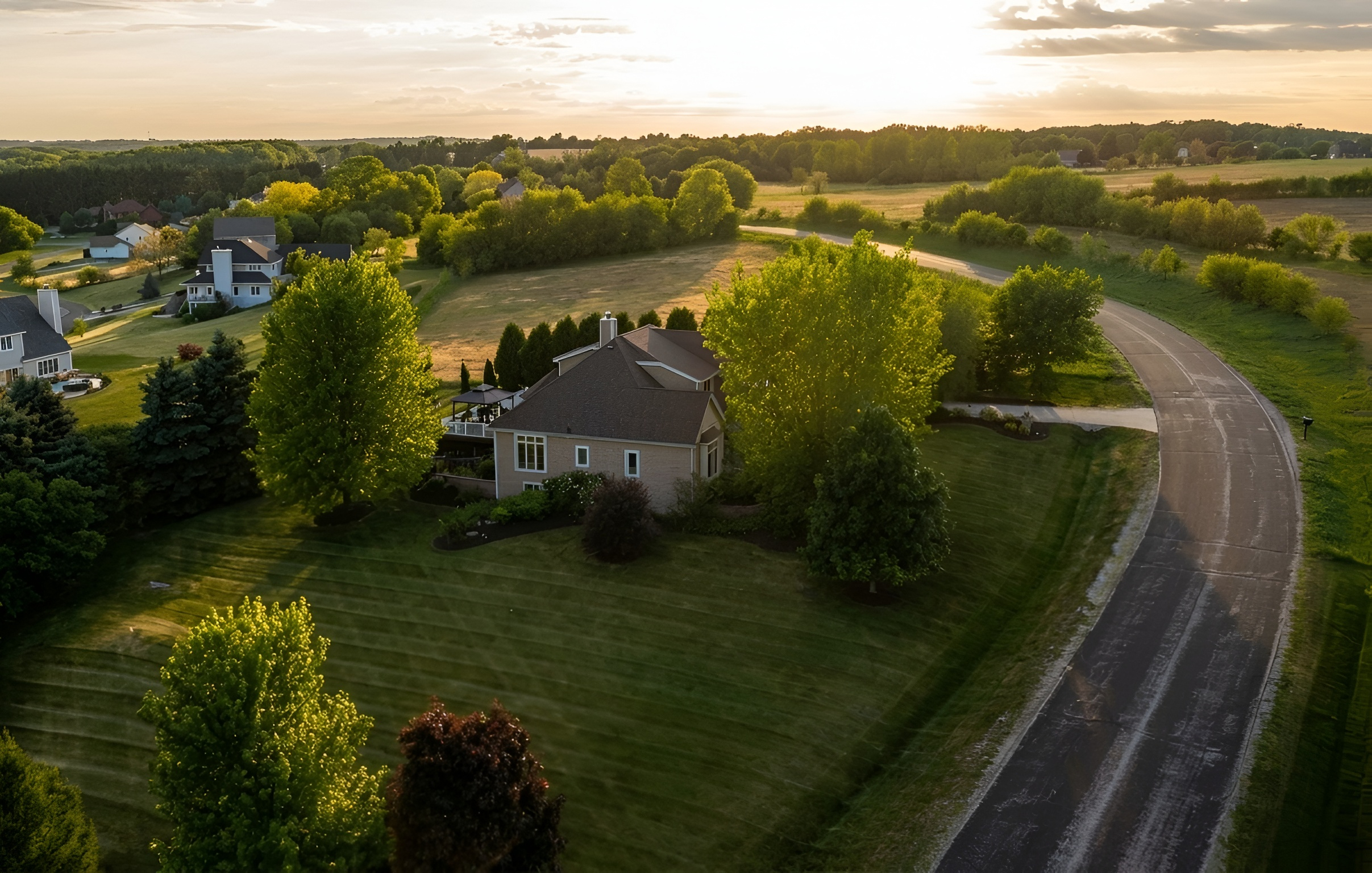  Stunning Pewaukee Residence on Tranquil 1-Acre - 物件實景