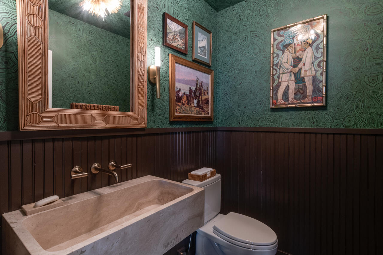 Fennville, Michigan, 49408, United States, 9 Bedrooms Bedrooms, ,10 BathroomsBathrooms,Residential,For Sale,1992421