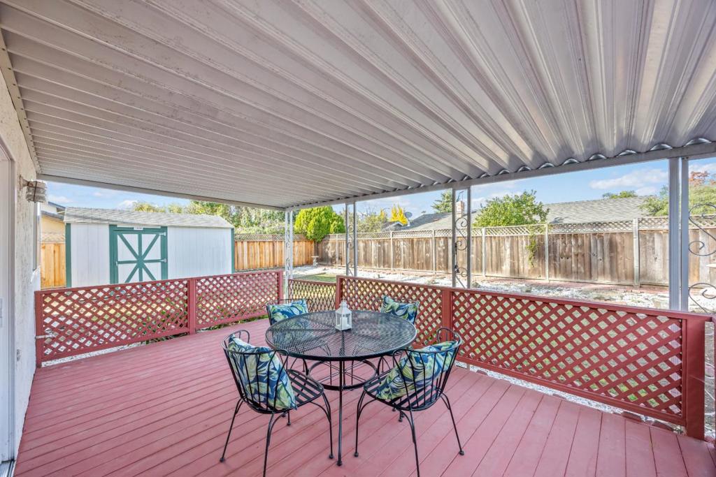 San Jose, California, 95111, United States, 4 Bedrooms Bedrooms, ,3 BathroomsBathrooms,Residential,For Sale,2000378