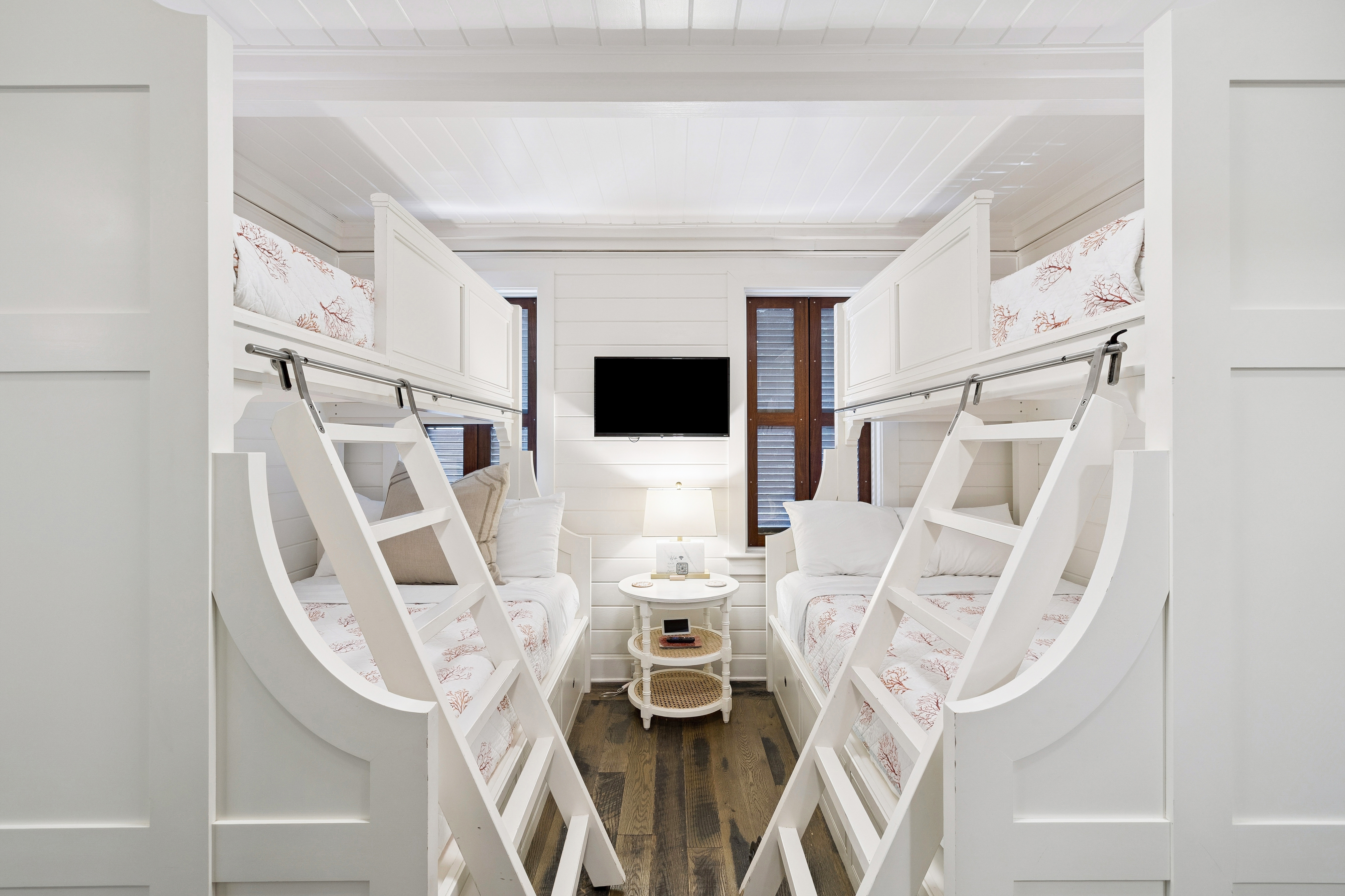  An Iconic Seaside Beach Retreat with Panoramic Gulf Views - 物件實景
