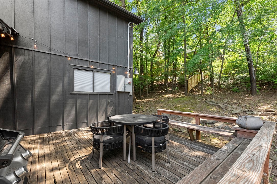Fayetteville, Arkansas, 72703, United States, 2 Bedrooms Bedrooms, ,3 BathroomsBathrooms,Residential,For Sale,1846597