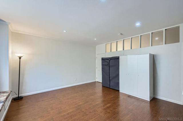 San Diego, California, 92122, United States, 2 Bedrooms Bedrooms, ,2 BathroomsBathrooms,Residential,For Sale,2040676