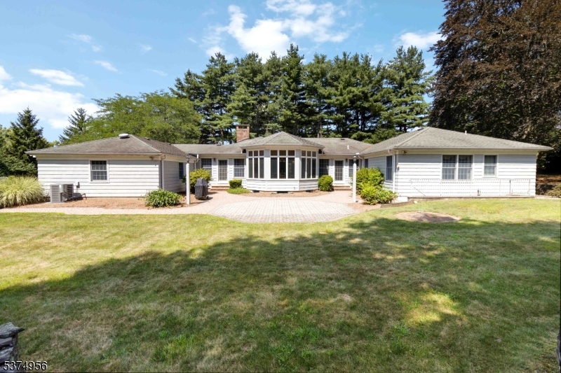 Madison Boro, New Jersey, 07940, United States, 4 Bedrooms Bedrooms, ,3 BathroomsBathrooms,Residential,For Sale,1906831