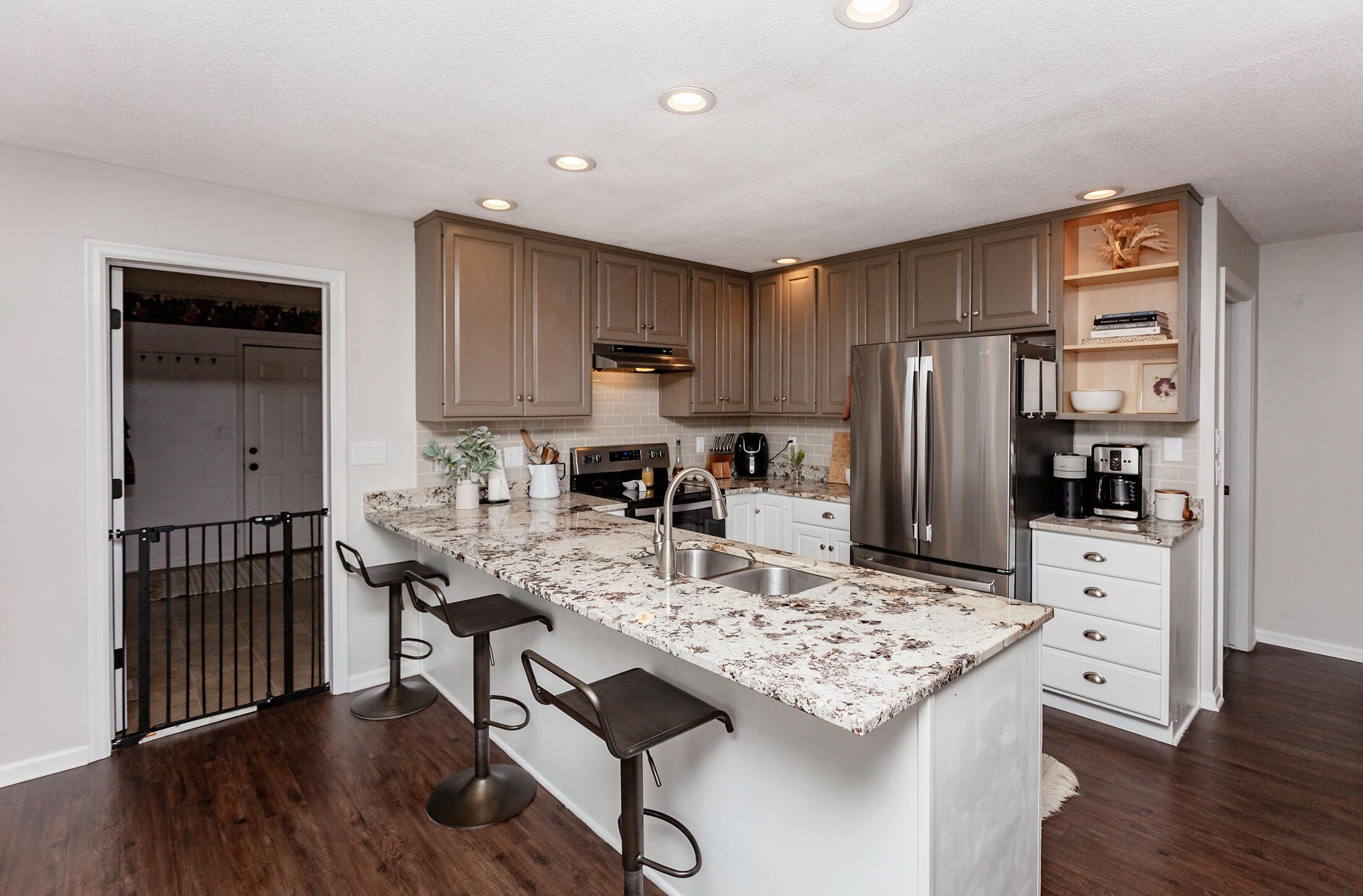 Kelley, Iowa, 50134, United States, 4 Bedrooms Bedrooms, ,2 BathroomsBathrooms,Residential,For Sale,1984612