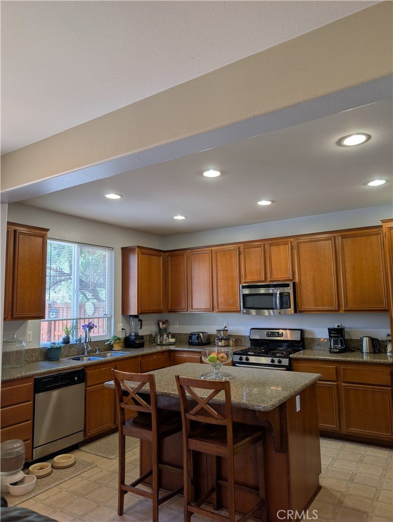 Beaumont, California, 92223, United States, 5 Bedrooms Bedrooms, ,3 BathroomsBathrooms,Residential,For Sale,1975993