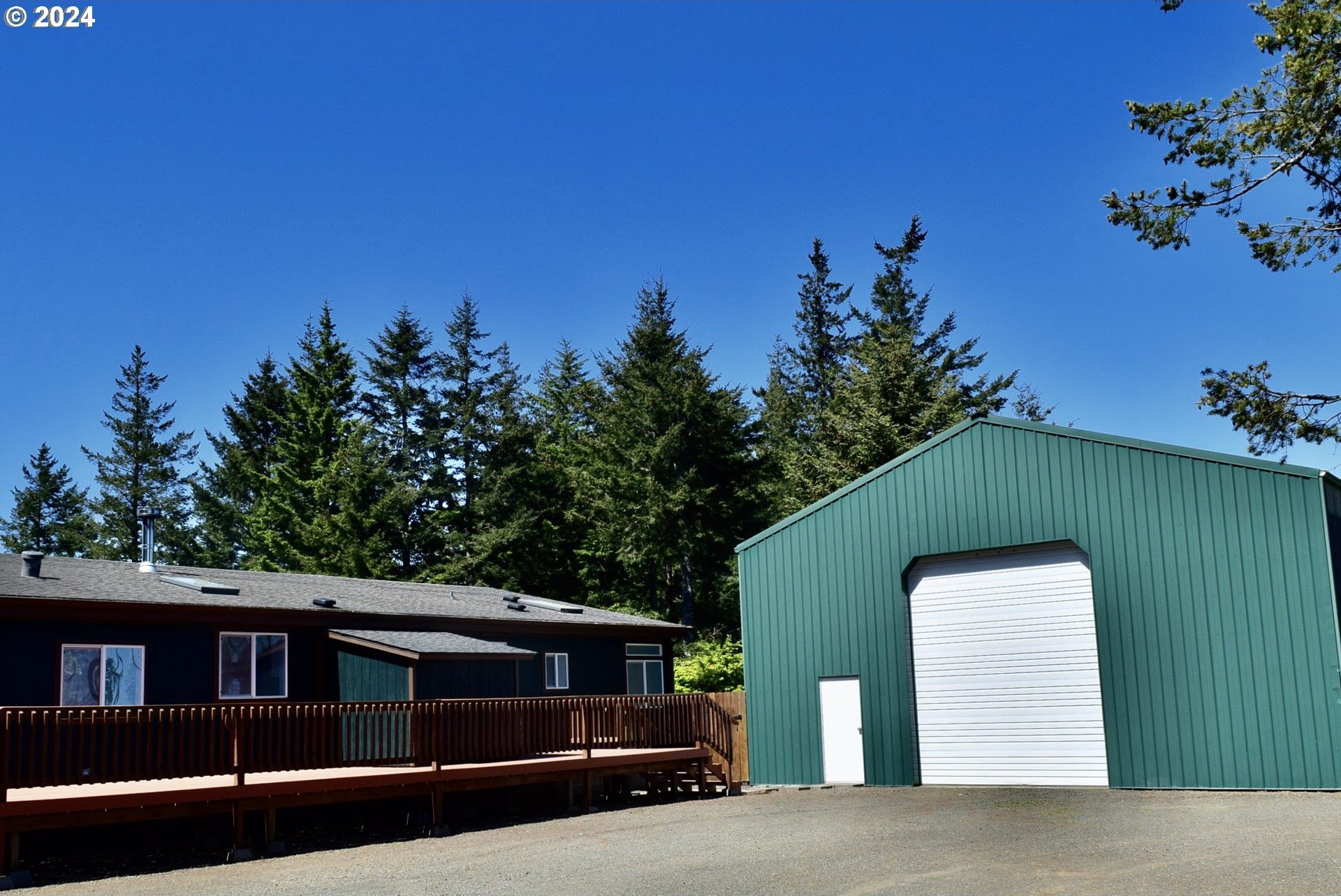 Gold Beach, Oregon, 97444, United States, 3 Bedrooms Bedrooms, ,3 BathroomsBathrooms,Residential,For Sale,1975085