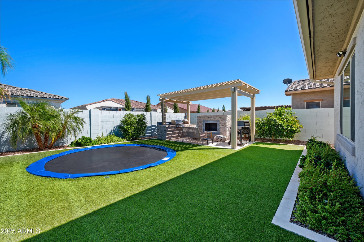 Mesa, Arizona, 85212, United States, 5 Bedrooms Bedrooms, ,5 BathroomsBathrooms,Residential,For Sale,1981050