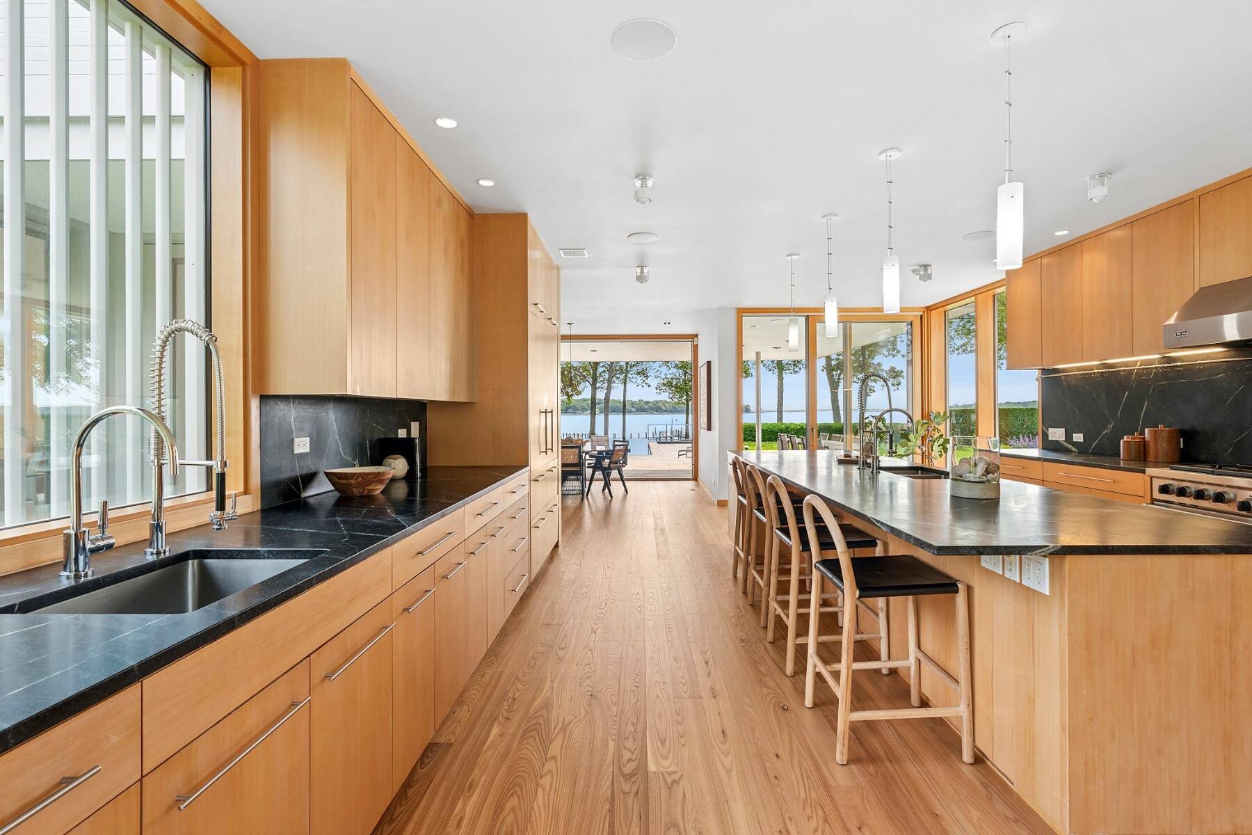  Waterfront Dream House - 物件實景