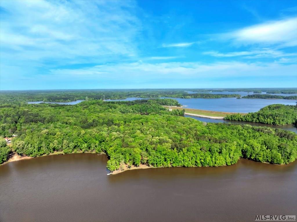 Clarksville, Virginia, 23927, United States, 3 Bedrooms Bedrooms, ,2 BathroomsBathrooms,Residential,For Sale,1805188