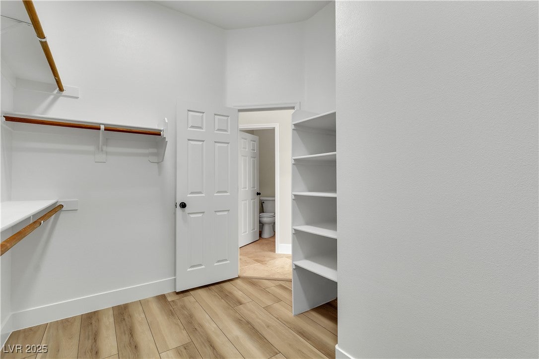 Las Vegas, Nevada, 89138, United States, 4 Bedrooms Bedrooms, ,4 BathroomsBathrooms,Residential,For Sale,1836630