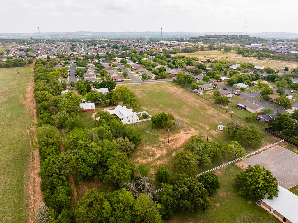 Fredericksburg, Texas, 78624, United States, 3 Bedrooms Bedrooms, ,2 BathroomsBathrooms,Residential,For Sale,1977273