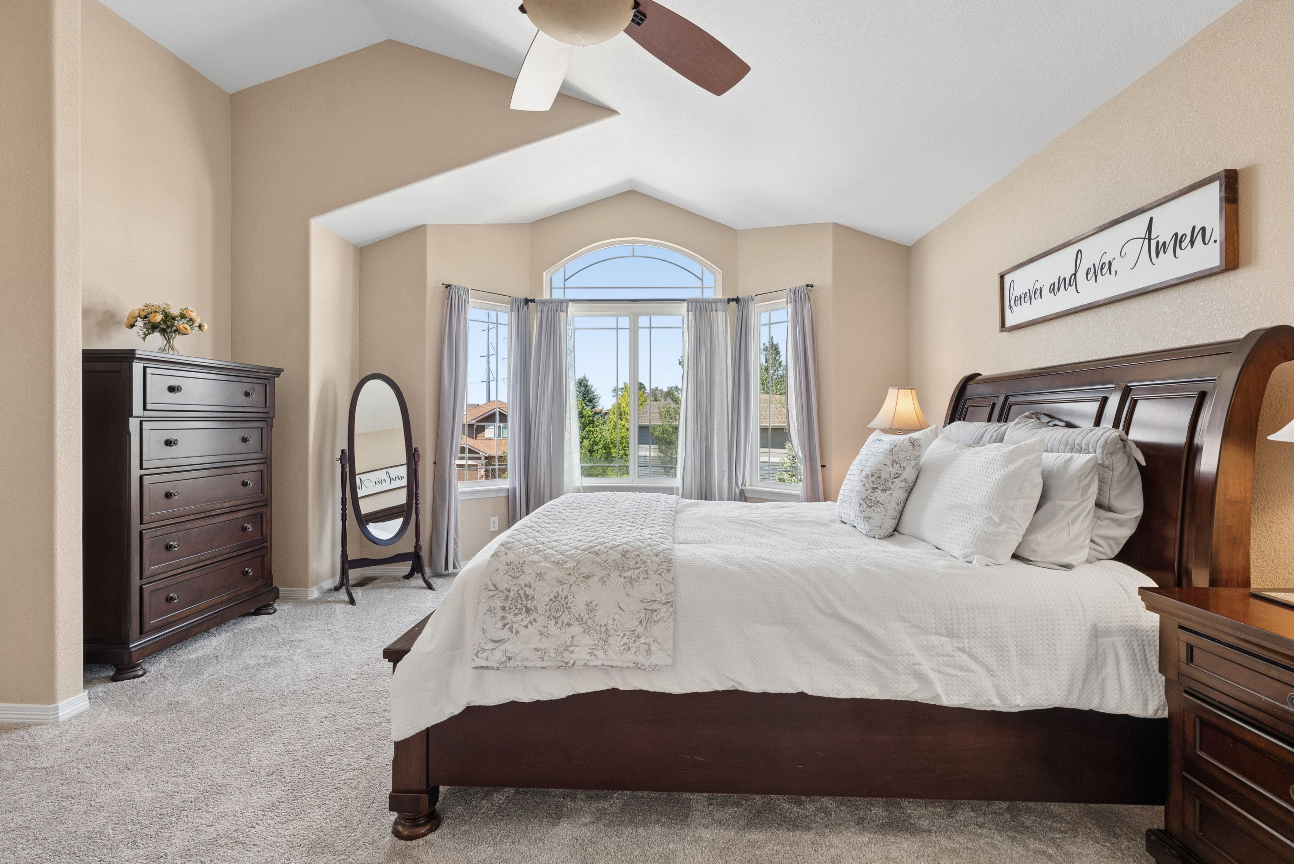  Luxury Living In Tallyn