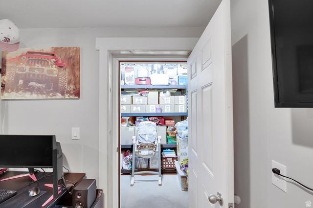 South Jordan, Utah, 84095, United States, 5 Bedrooms Bedrooms, ,4 BathroomsBathrooms,Residential,For Sale,1979432