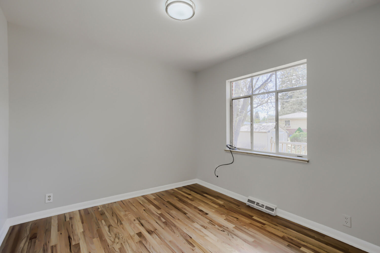 Lakewood, Colorado, 80232, United States, 4 Bedrooms Bedrooms, ,1 BathroomBathrooms,Residential,For Sale,2044778