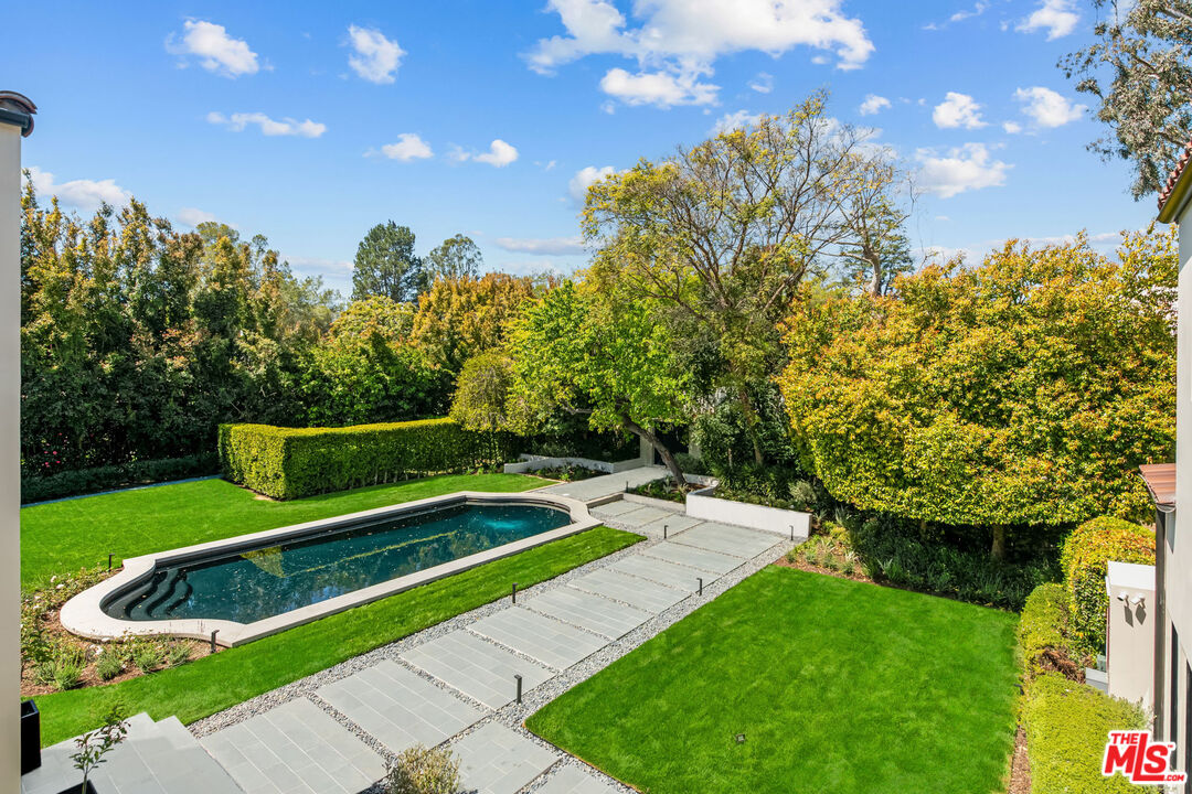 Los Angeles, California, 90077, United States, 5 Bedrooms Bedrooms, ,7 BathroomsBathrooms,Residential,For Sale,1768460