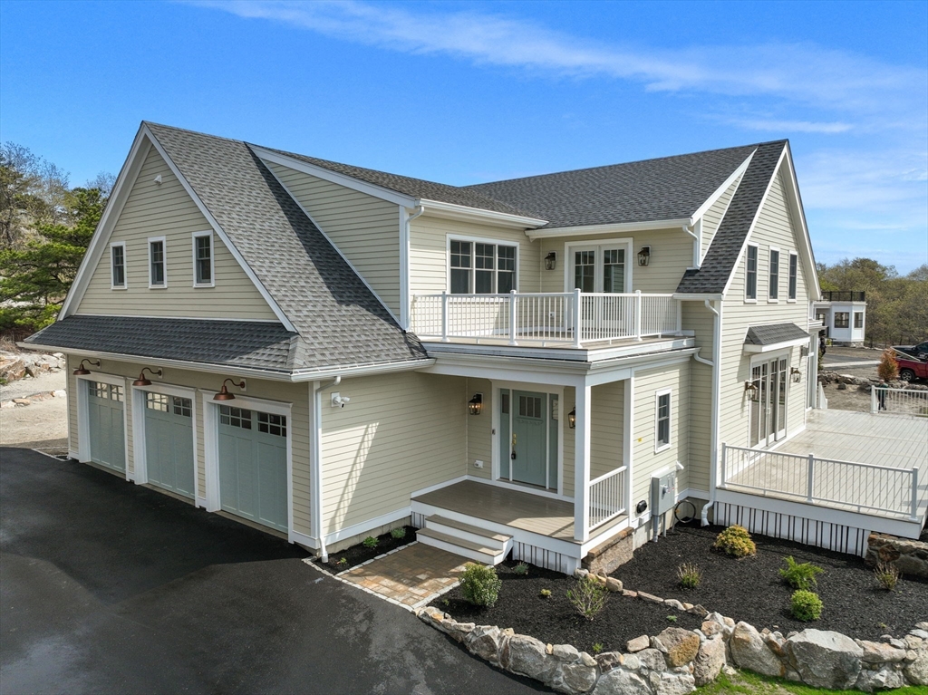 Gloucester, Massachusetts, 01930, United States, 4 Bedrooms Bedrooms, ,5 BathroomsBathrooms,Residential,For Sale,1804807