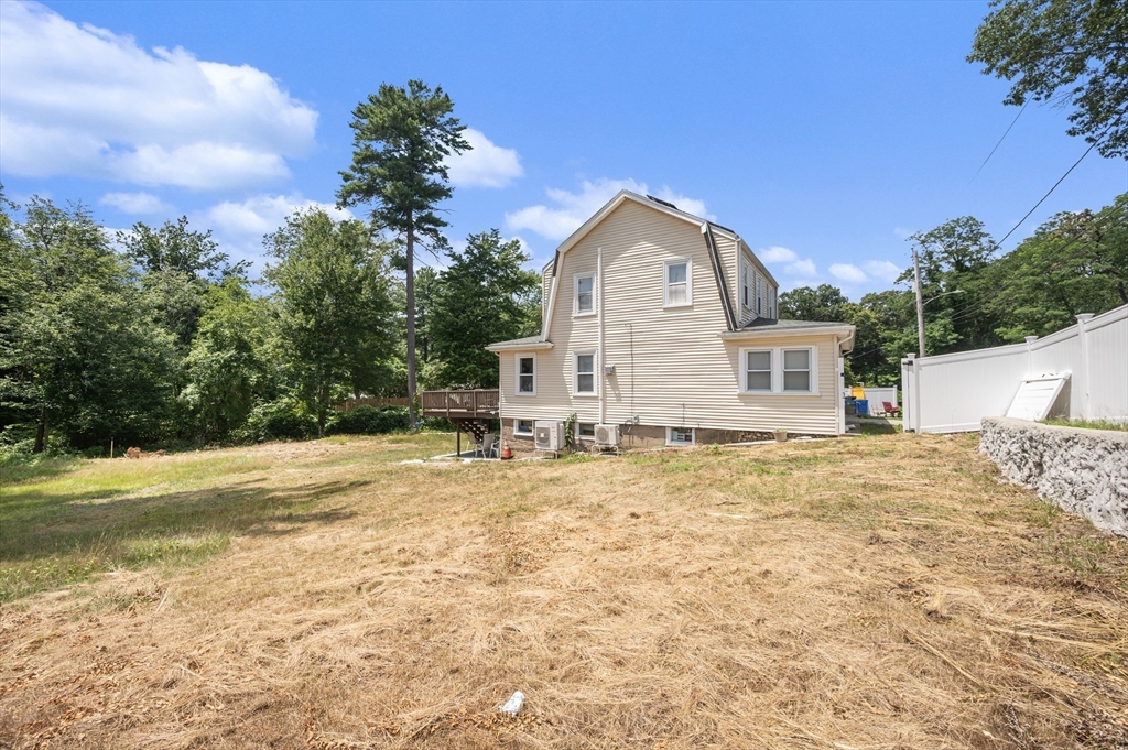 Randolph, Massachusetts, 02368, United States, 3 Bedrooms Bedrooms, ,3 BathroomsBathrooms,Residential,For Sale,1901810