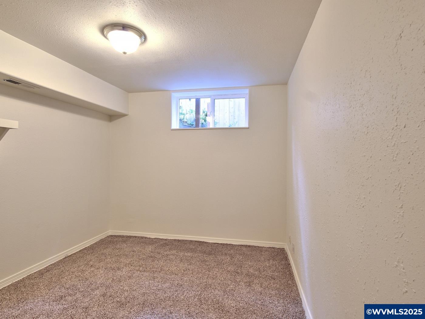 Lincoln City, Oregon, 97367, United States, ,2 BathroomsBathrooms,Residential,For Sale,1878367