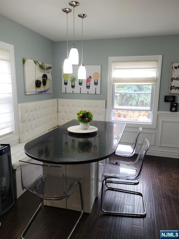 Englewood, New Jersey, 07631, United States, 3 Bedrooms Bedrooms, ,2 BathroomsBathrooms,Residential,For Sale,1991650