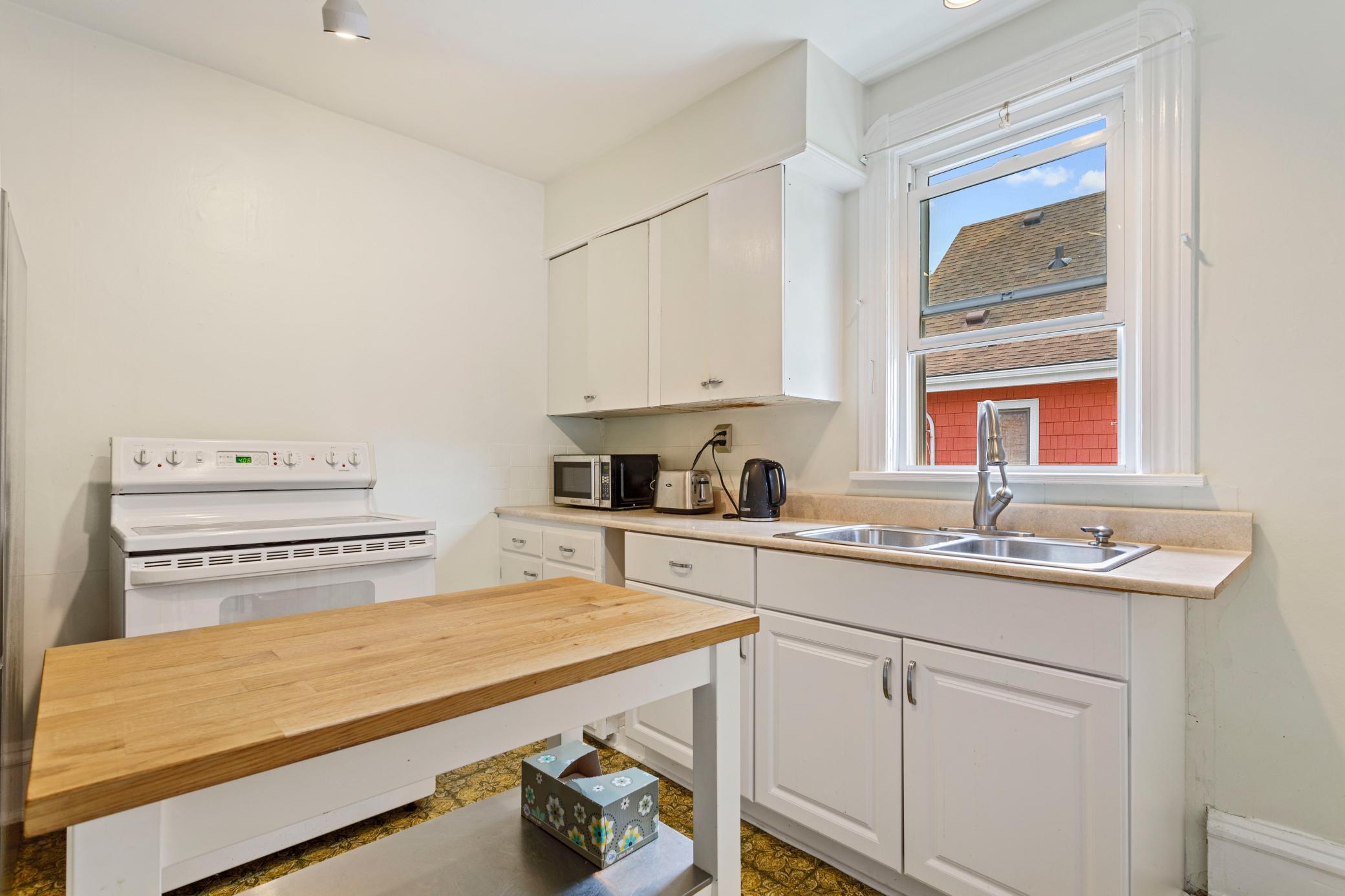 Minneapolis, Minnesota, 55408, United States, ,Residential,For Sale,1934480