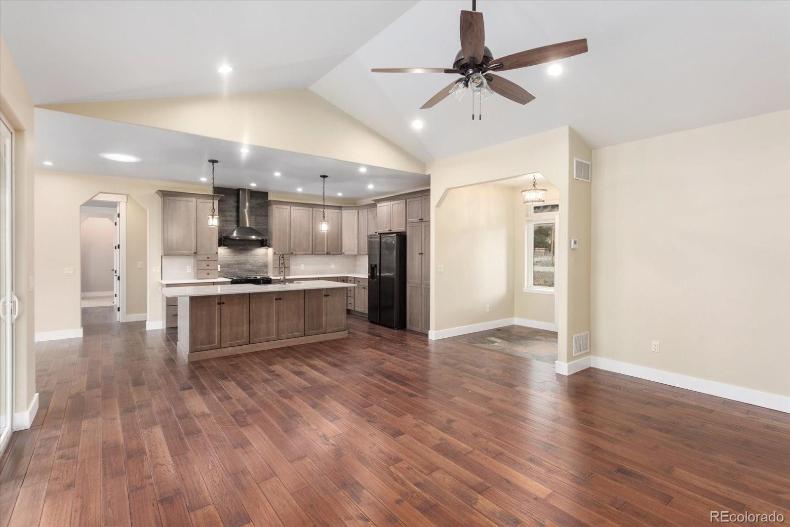 Salida, Colorado, 81201, United States, 3 Bedrooms Bedrooms, ,3 BathroomsBathrooms,Residential,For Sale,1881845