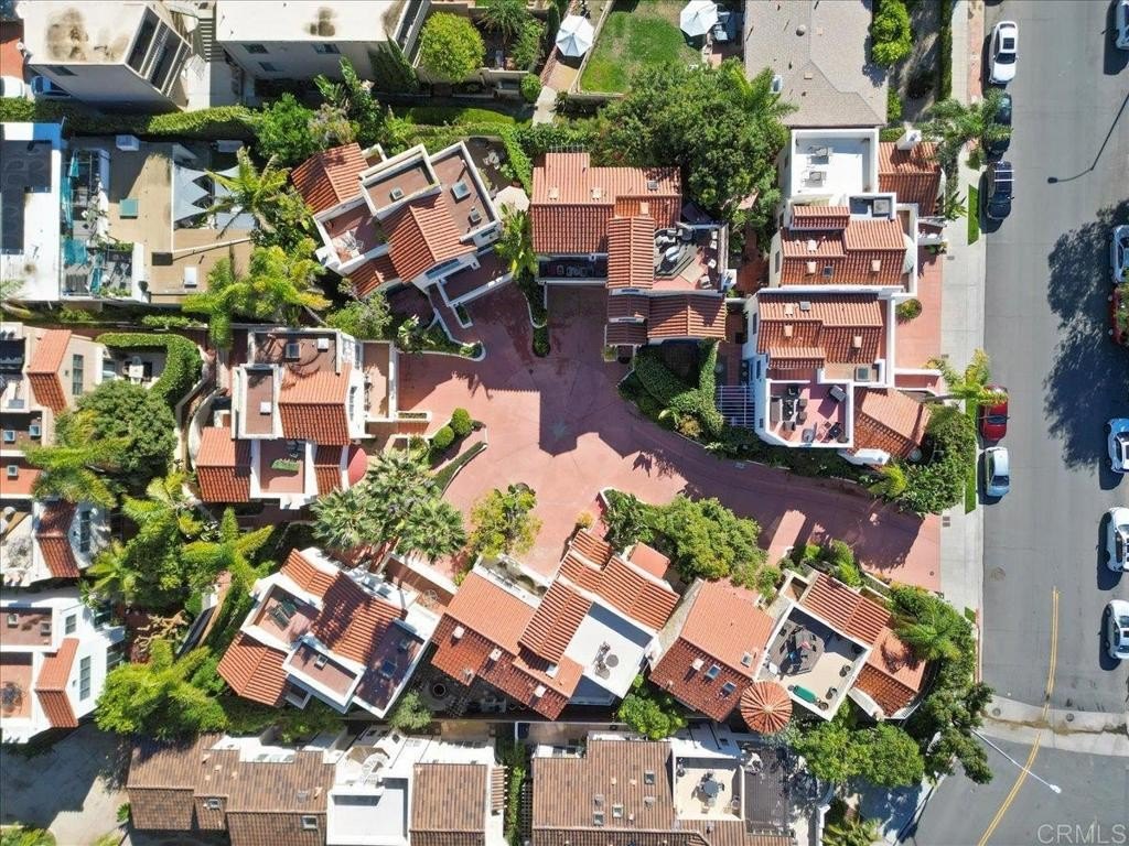 La Jolla, California, 92037, United States, 3 Bedrooms Bedrooms, ,3 BathroomsBathrooms,Residential,For Sale,1997509