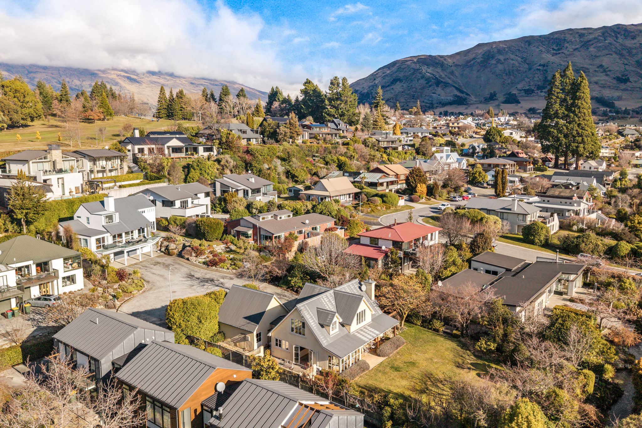  First Time to Market in Downtown Wanaka - 物件實景