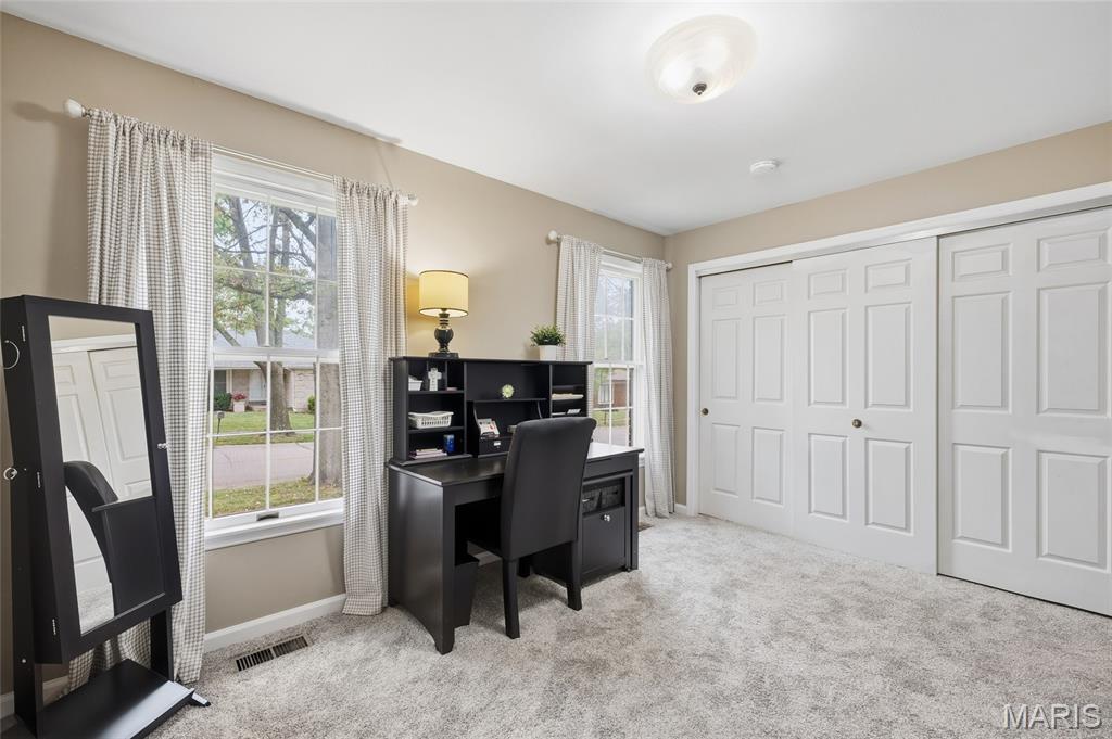 Unincorporated, Missouri, 63129, United States, 4 Bedrooms Bedrooms, ,4 BathroomsBathrooms,Residential,For Sale,1992793