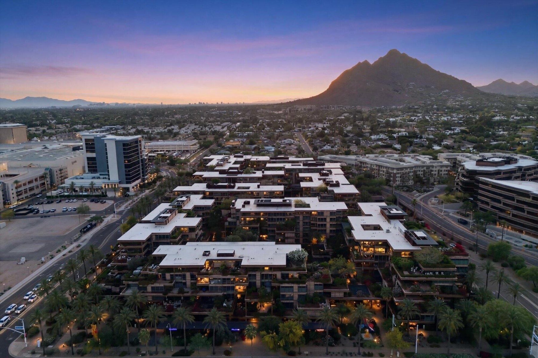  7167 E Rancho Vista Drive  Scottsdale, AZ - 物件實景