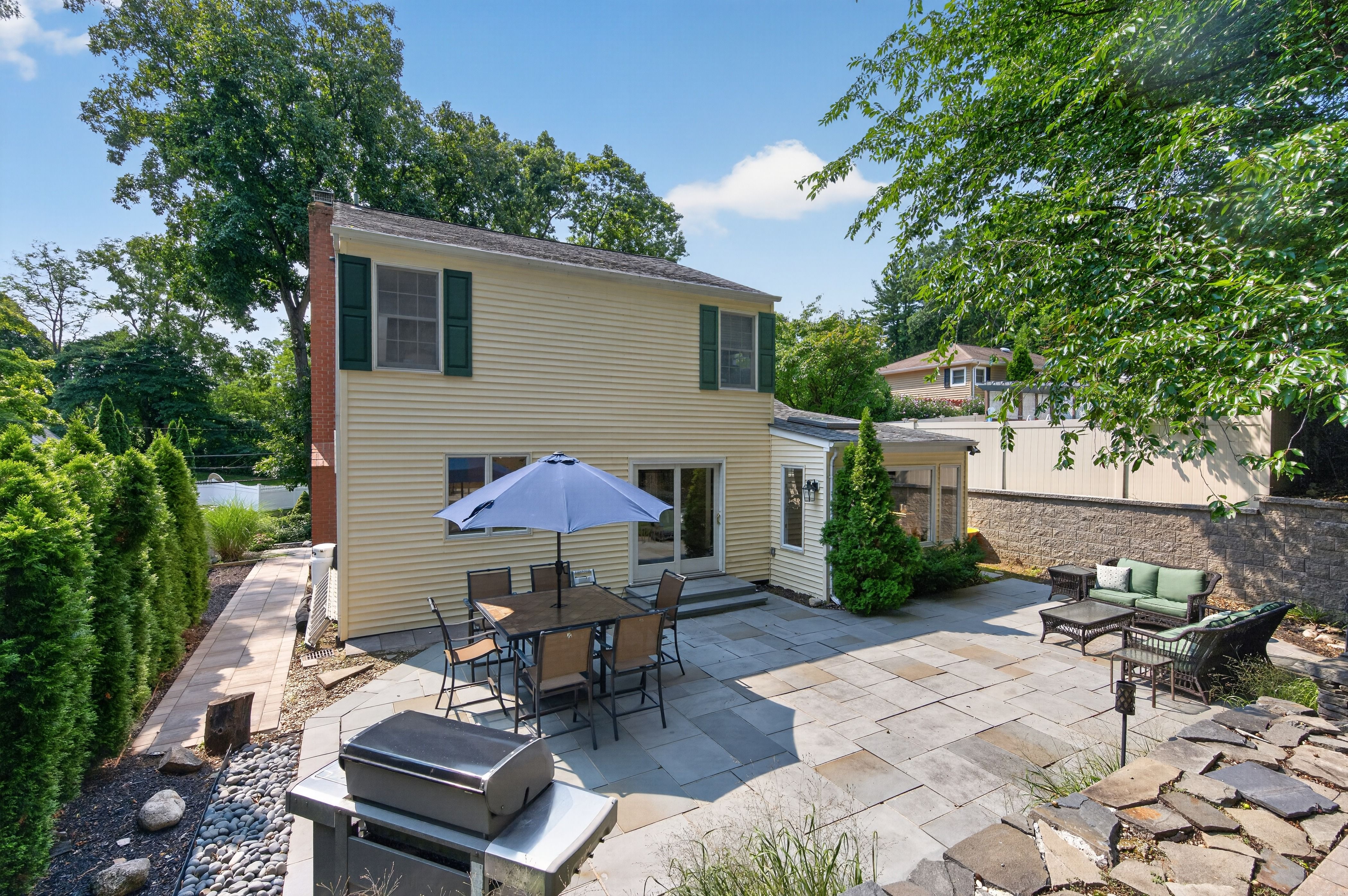  73 Maple Place, Huntington, NY, 11743 - 物件實景