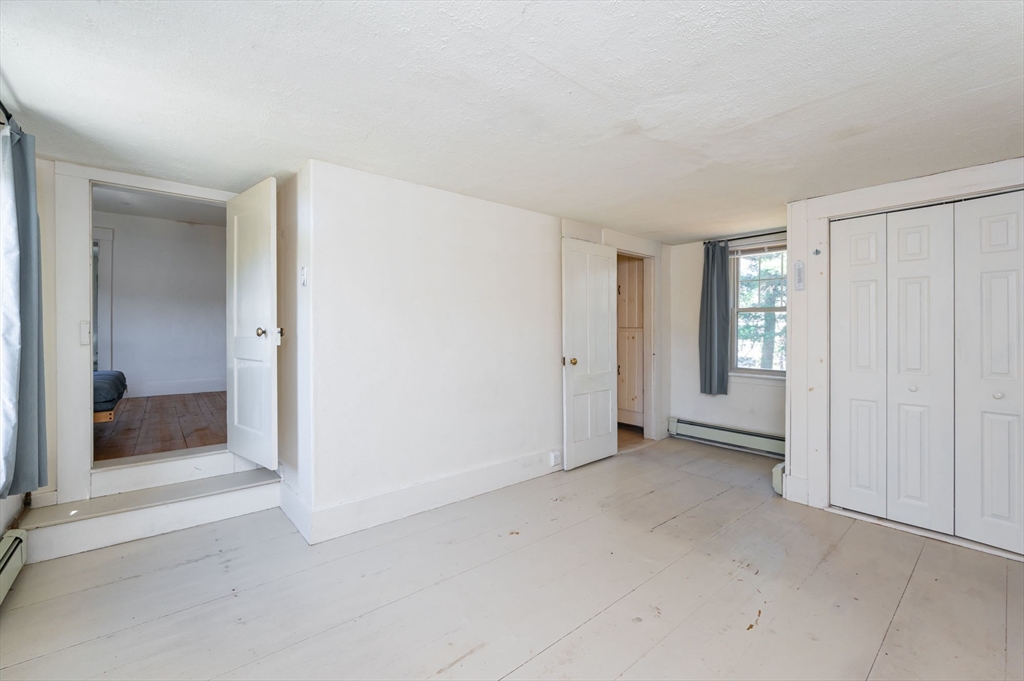 Billerica, Massachusetts, 01821, United States, 3 Bedrooms Bedrooms, ,2 BathroomsBathrooms,Residential,For Sale,1991745