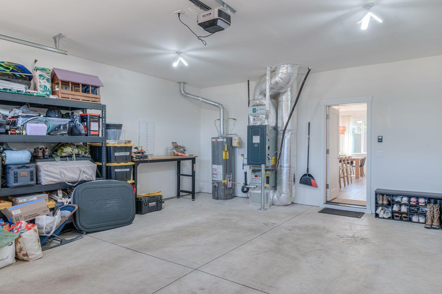 Bend, Oregon, 97702, United States, 3 Bedrooms Bedrooms, ,3 BathroomsBathrooms,Residential,For Sale,1977775