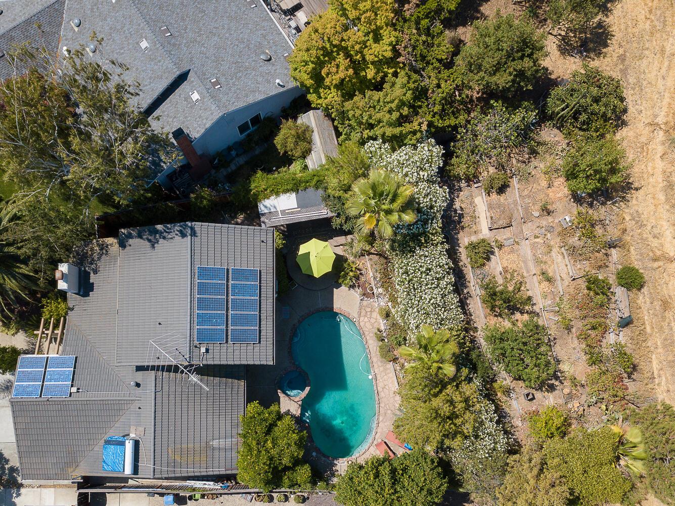 San Jose - Blossom Valley, California, 95123, United States, 4 Bedrooms Bedrooms, ,2 BathroomsBathrooms,Residential,For Sale,1732910