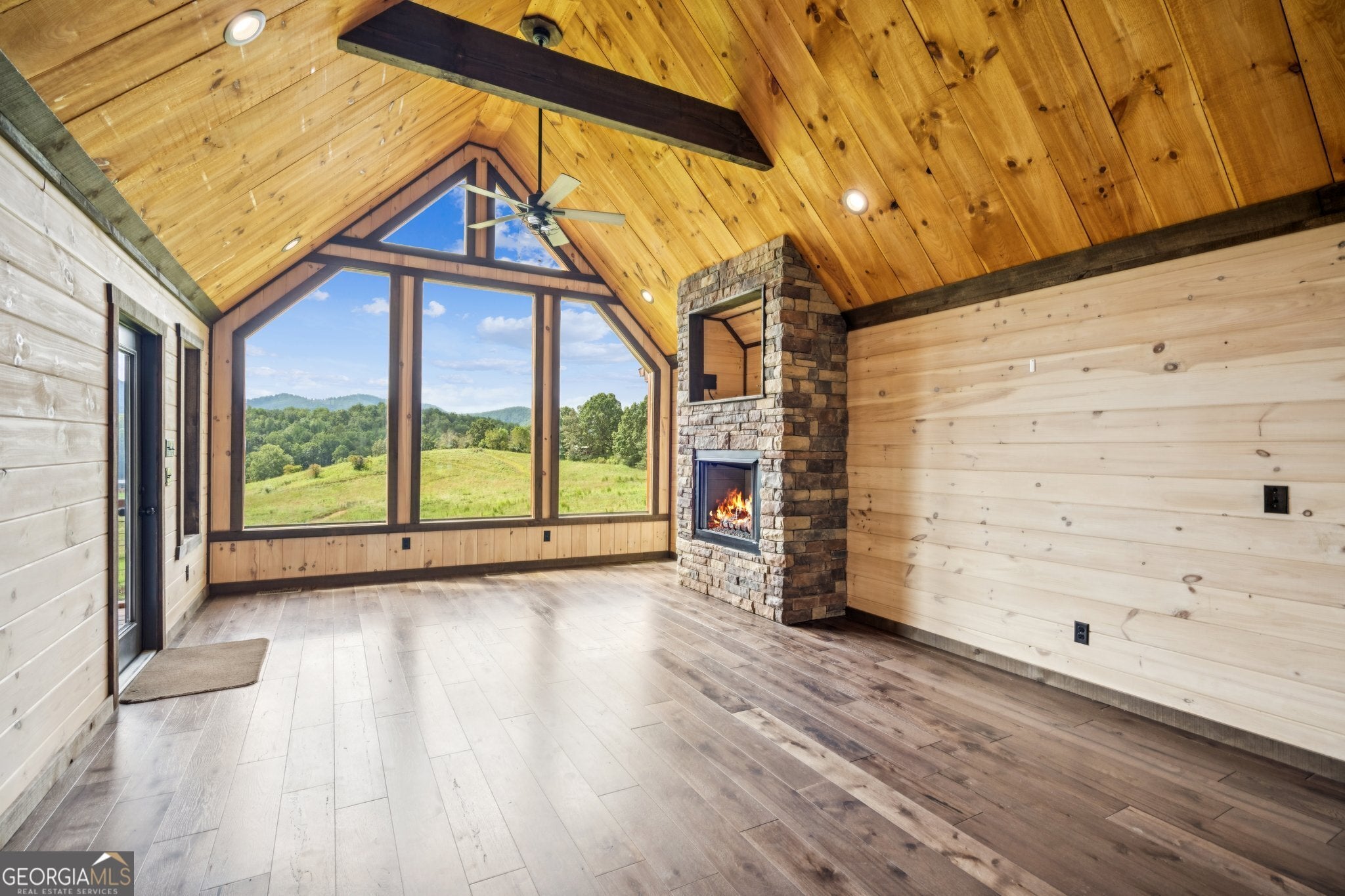 Morganton, Georgia, 30560, United States, 4 Bedrooms Bedrooms, ,3 BathroomsBathrooms,Residential,For Sale,1926928