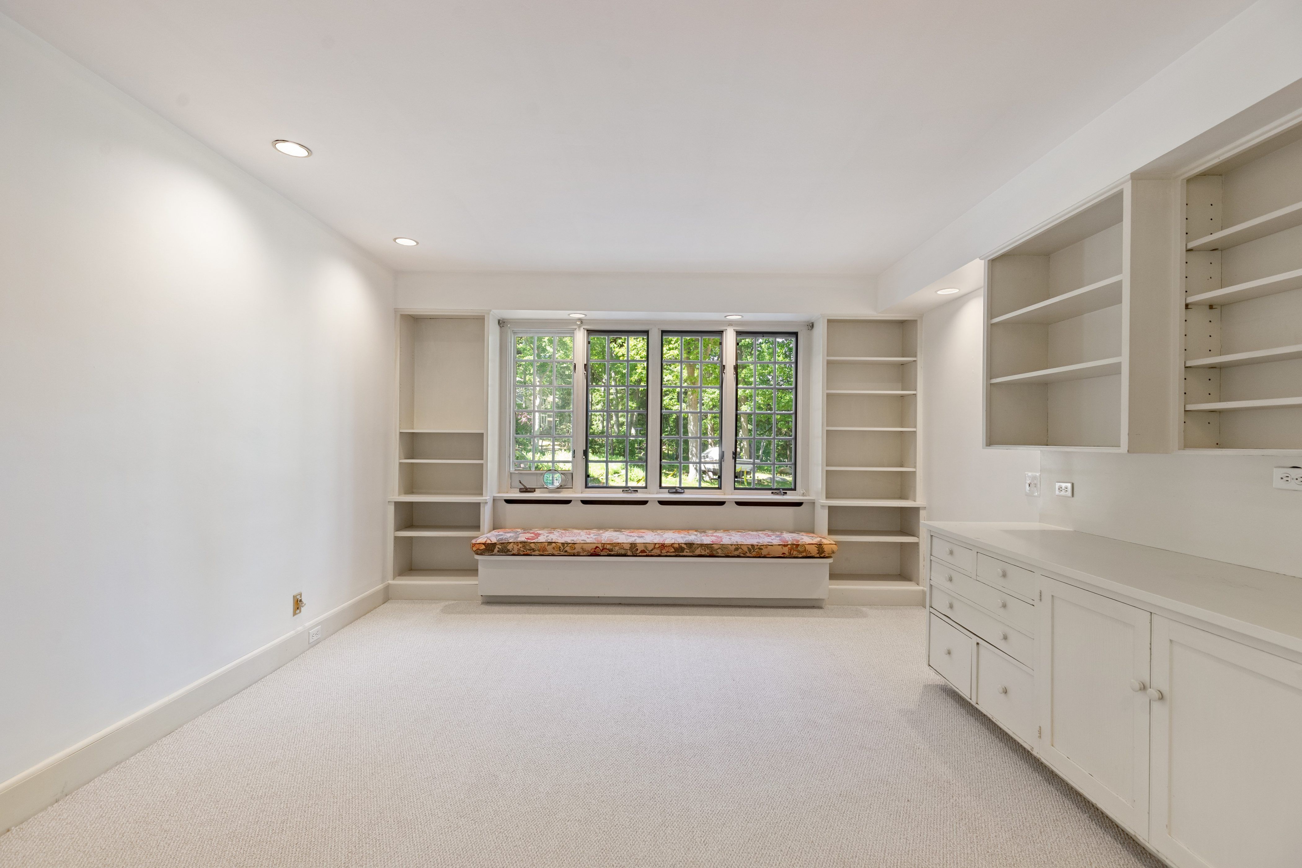 69 Dolliver Neck Rd, Gloucester, MA, 01930 - 物件實景