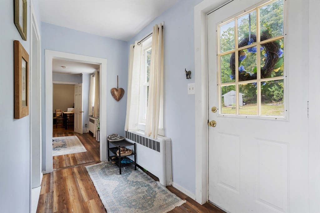 Groton, Massachusetts, 01450, United States, 3 Bedrooms Bedrooms, ,2 BathroomsBathrooms,Residential,For Sale,1983449