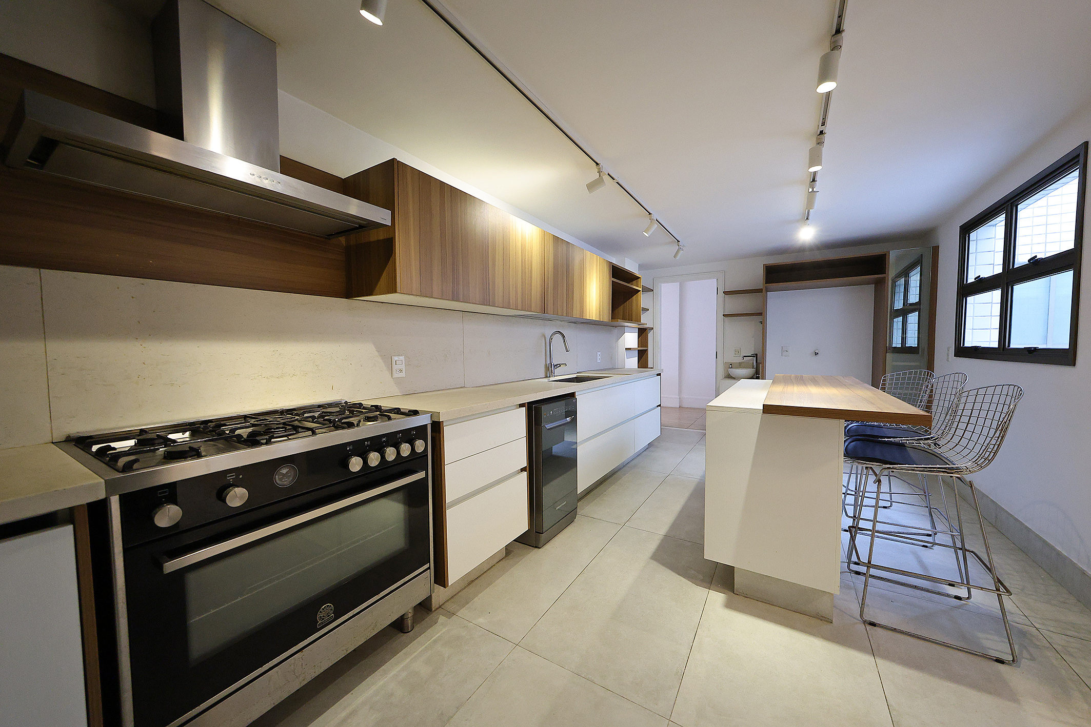  Duplex penthouse with ocean views in Leblon and generous layout - 物件實景
