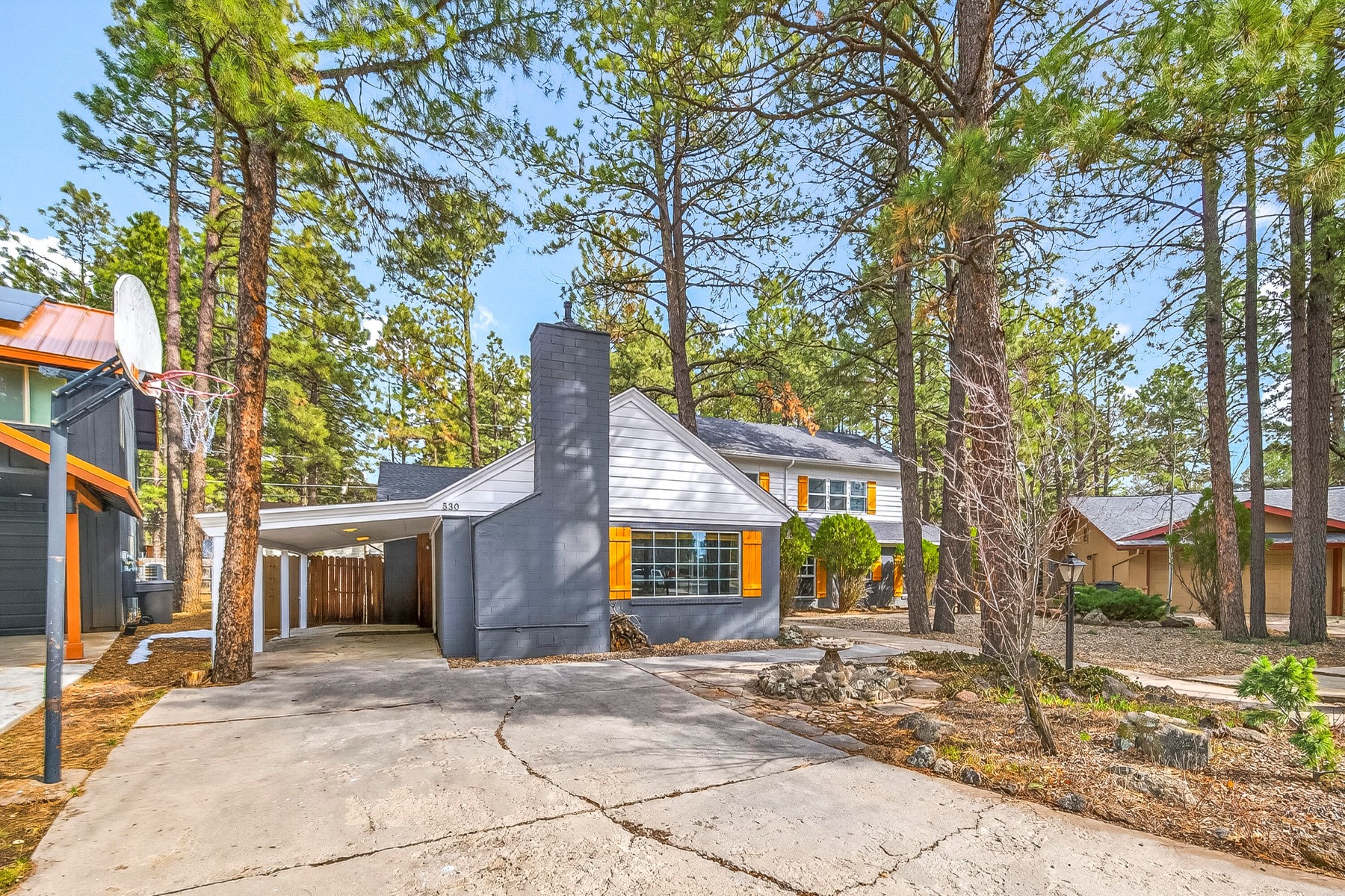  530 N Charles Road ¦Flagstaff, AZ - 物件實景