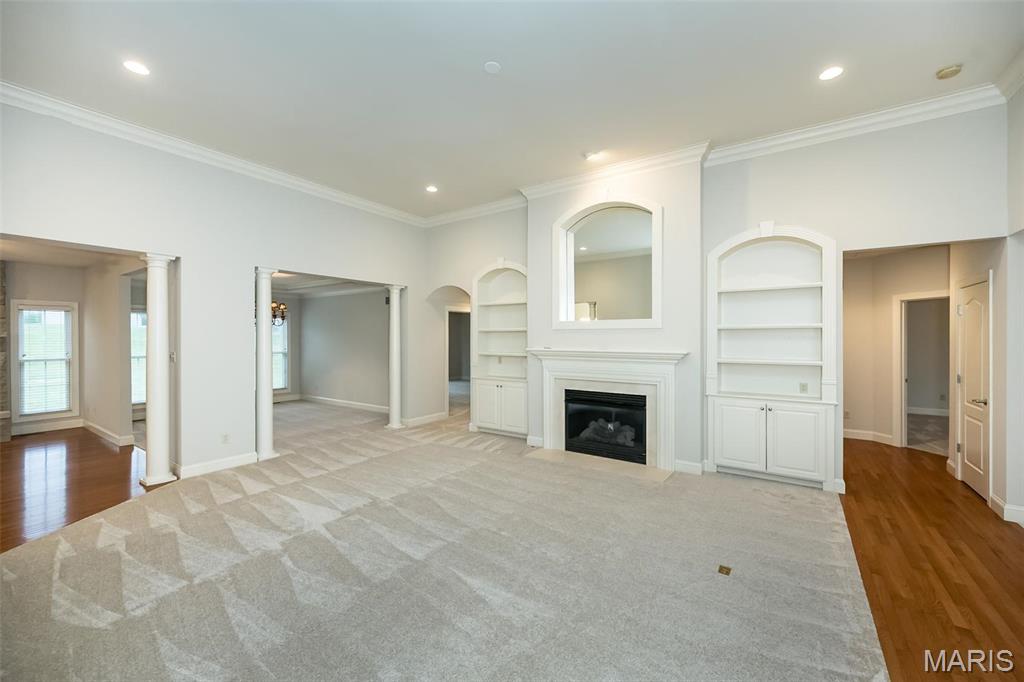 St Charles, Missouri, 63303, United States, 3 Bedrooms Bedrooms, ,3 BathroomsBathrooms,Residential,For Sale,1891670