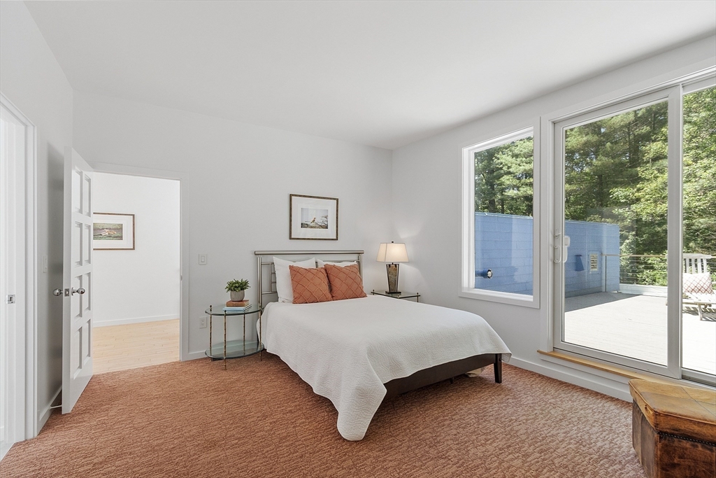 Carlisle, Massachusetts, 01741, United States, 4 Bedrooms Bedrooms, ,5 BathroomsBathrooms,Residential,For Sale,1874454
