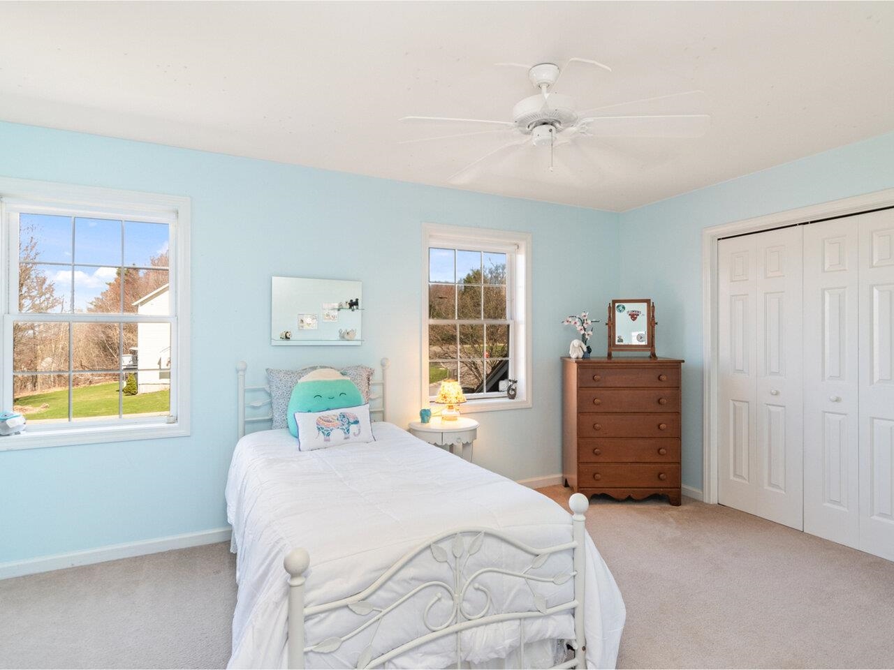 Colchester, Vermont, 05446, United States, 3 Bedrooms Bedrooms, ,3 BathroomsBathrooms,Residential,For Sale,1779357
