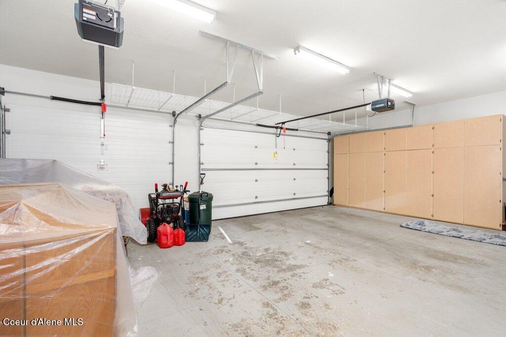 Hayden, Idaho, 83835, United States, 4 Bedrooms Bedrooms, ,Residential,For Sale,2000140