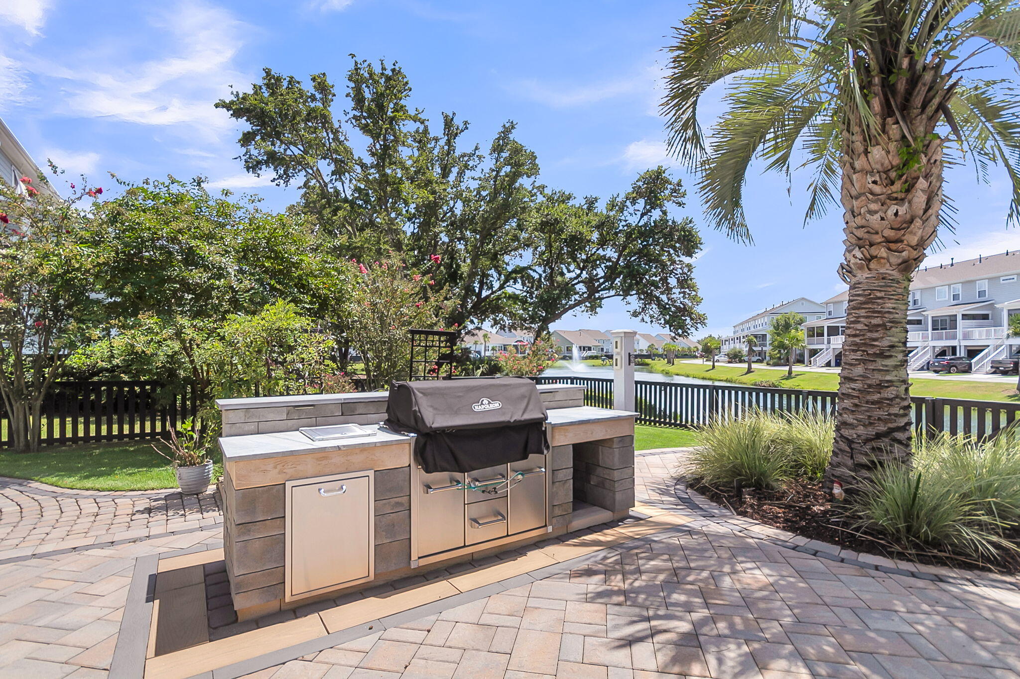 Mount Pleasant, South Carolina, 29466, United States, 4 Bedrooms Bedrooms, ,3 BathroomsBathrooms,Residential,For Sale,1900644