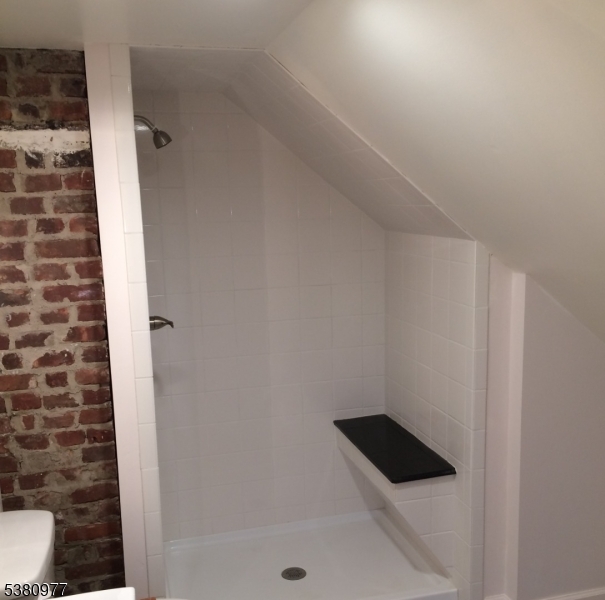Andover Twp., New Jersey, 07860, United States, 4 Bedrooms Bedrooms, ,3 BathroomsBathrooms,Residential,For Sale,1941972
