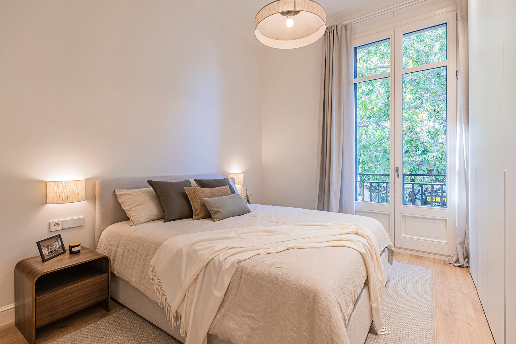  Corner flat newly renovated in Eixample - 物件實景